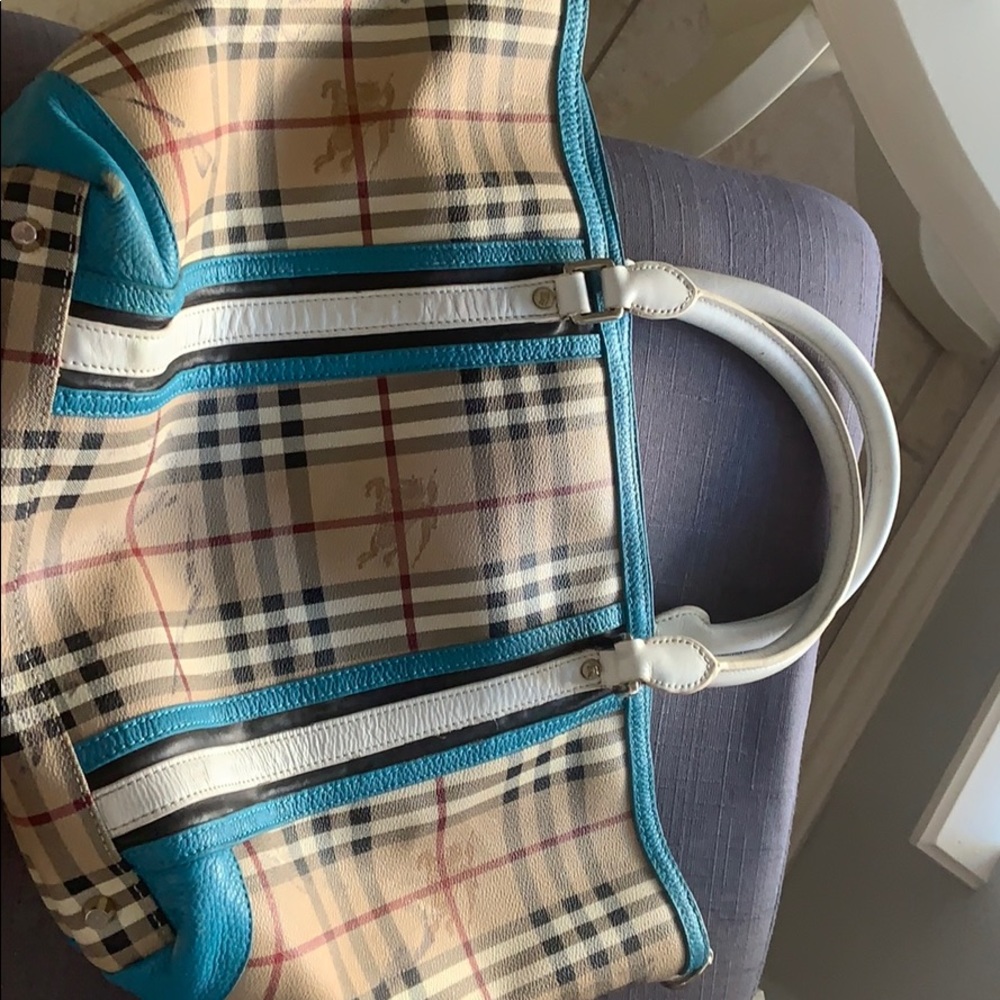 Burberry 100%Authentic bag - Picture 7 of 13
